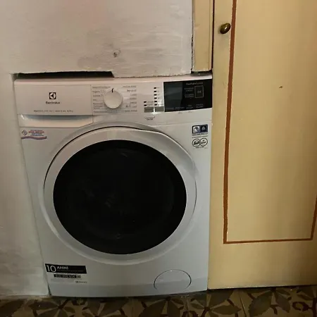 Nanni Nel Cuore Del Centro Storico Di * Lucques